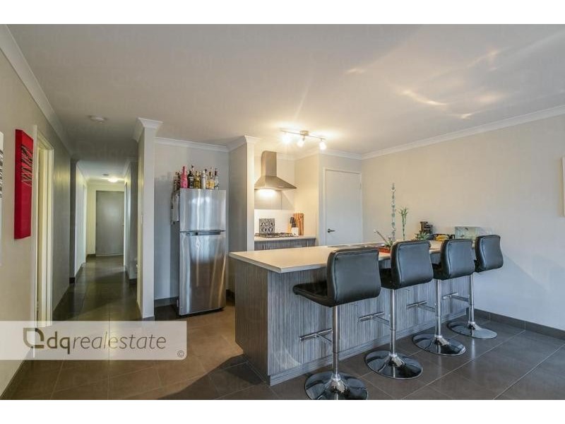 14 Micrantha Way, Banksia Grove WA 6031