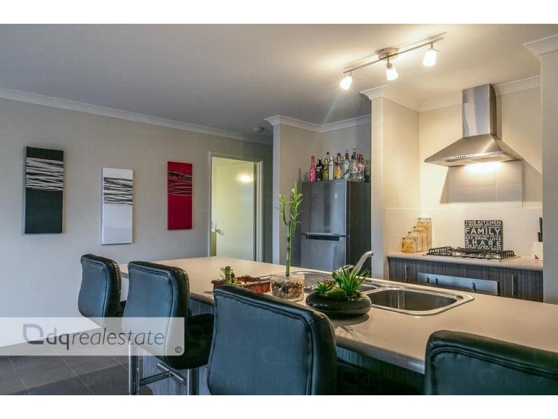 14 Micrantha Way, Banksia Grove WA 6031