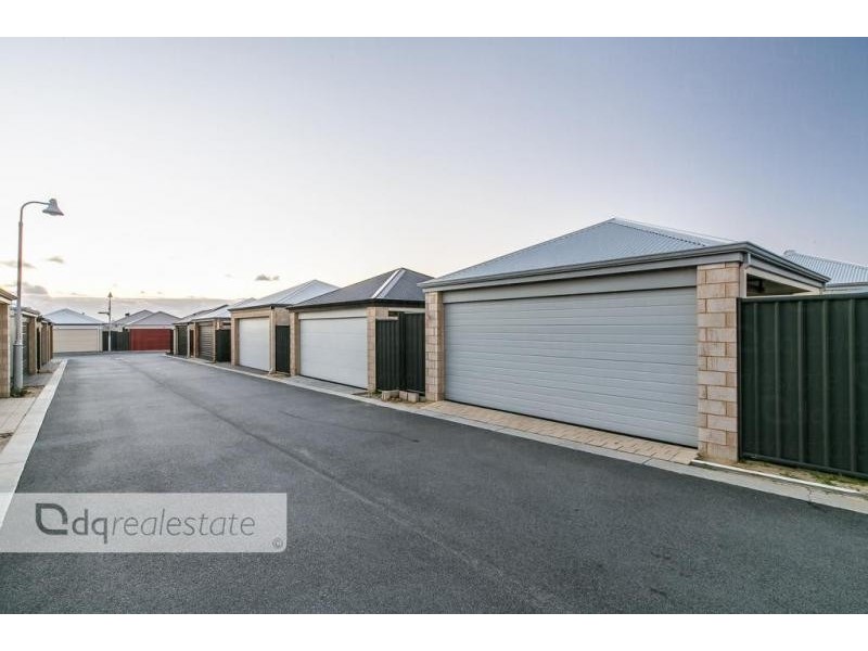 14 Micrantha Way, Banksia Grove WA 6031