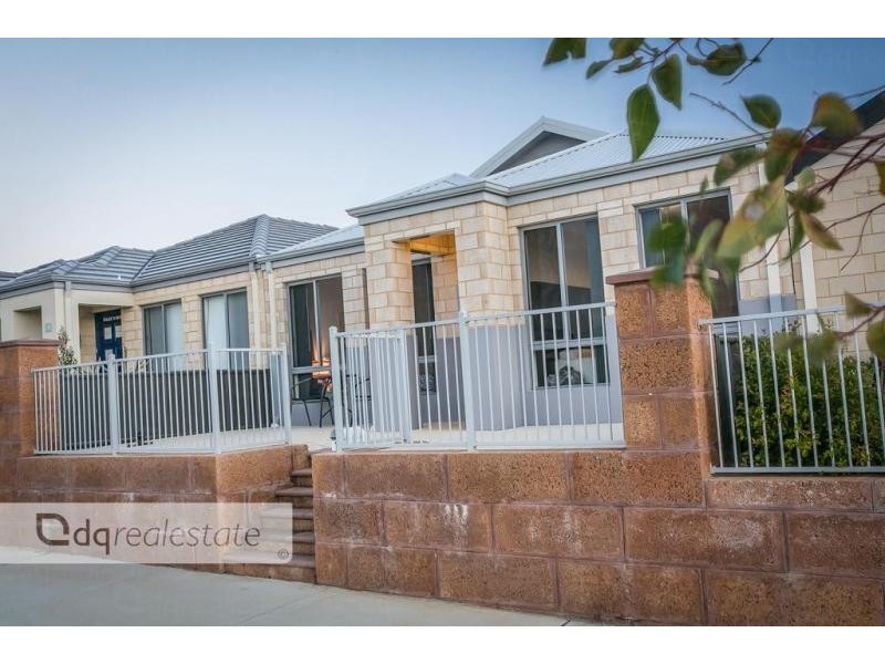 14 Micrantha Way, Banksia Grove WA 6031