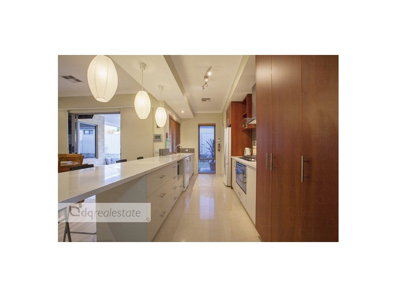 1 Fermoy Link, Darch WA 6065