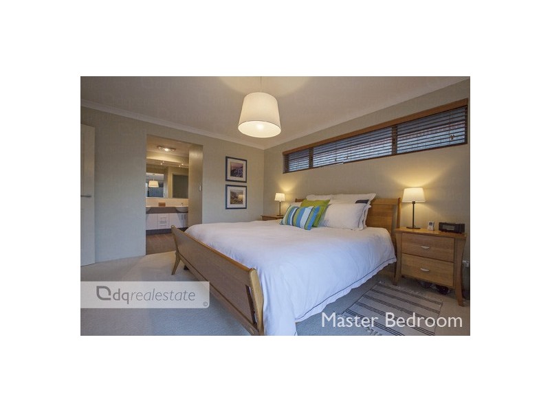 1 Fermoy Link, Darch WA 6065