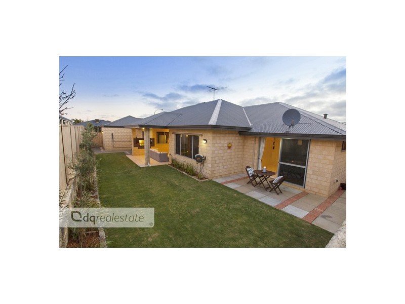 1 Fermoy Link, Darch WA 6065