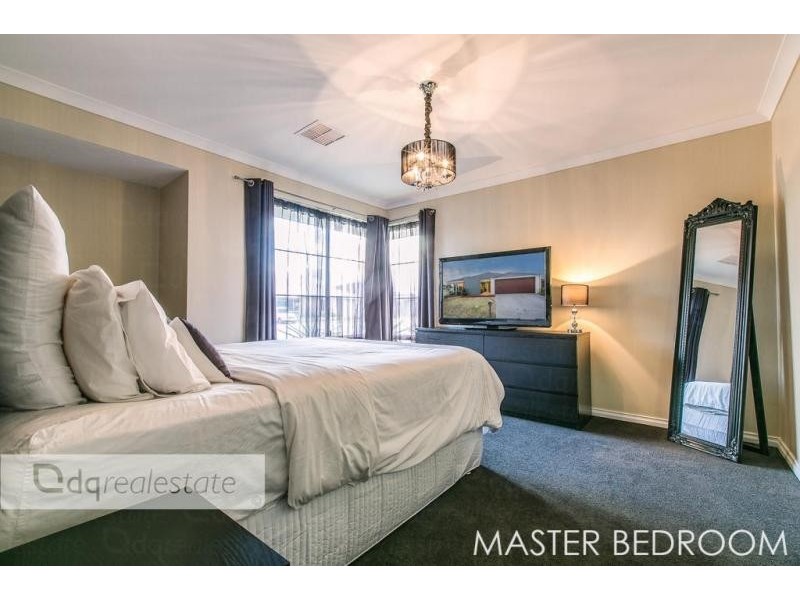 46 Alhambra Parkway, Landsdale WA 6065