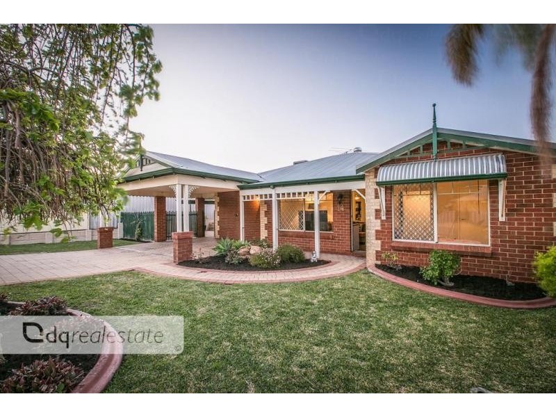 14 Nellie Court, Marangaroo WA 6064