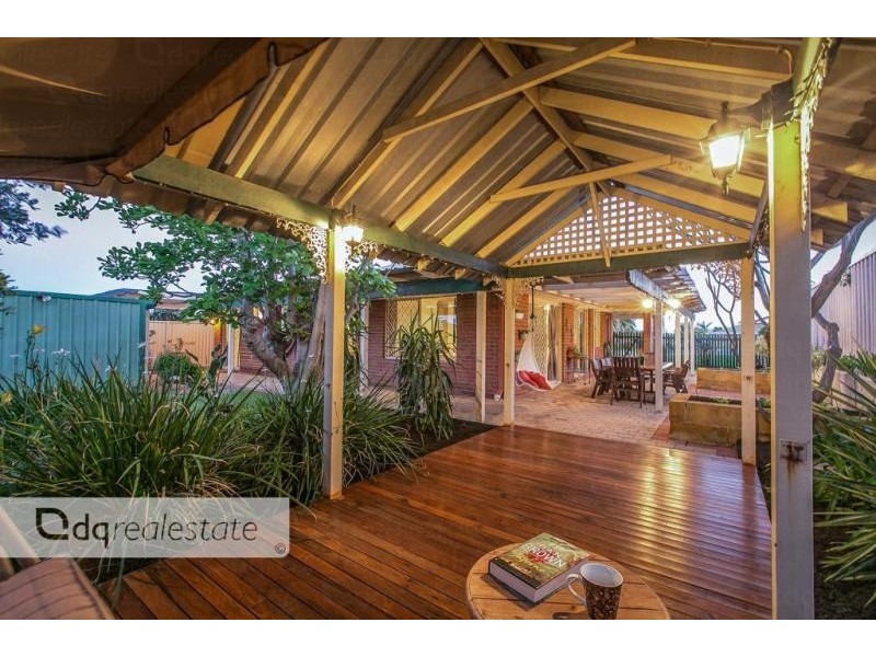 14 Nellie Court, Marangaroo WA 6064