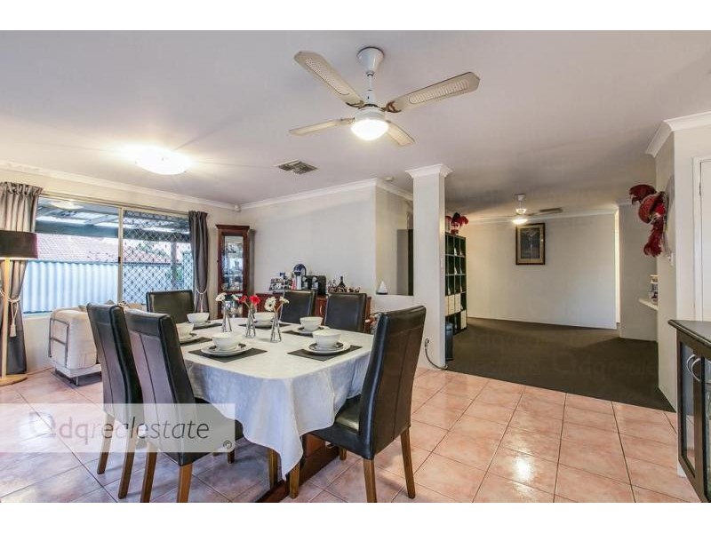 14 Nellie Court, Marangaroo WA 6064