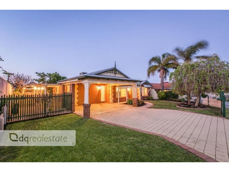 14 Nellie Court, Marangaroo WA 6064