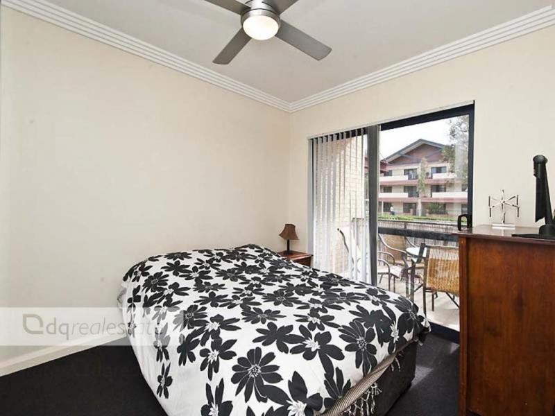 1/81 Grand Boulevard, Joondalup WA 6027