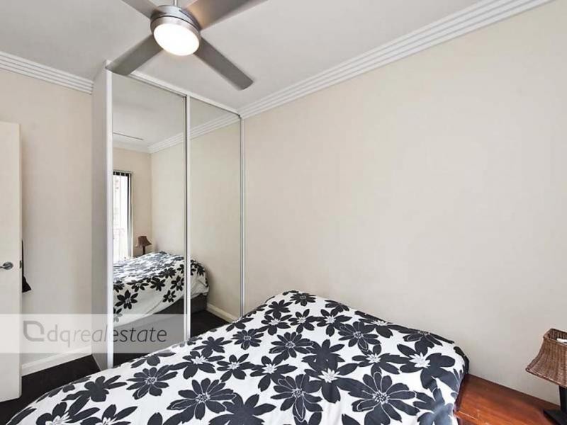 1/81 Grand Boulevard, Joondalup WA 6027