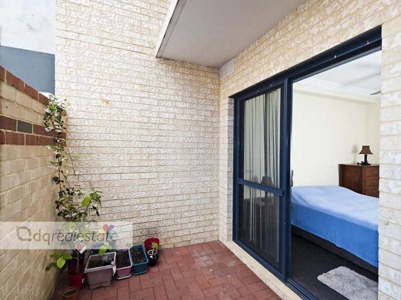 1/81 Grand Boulevard, Joondalup WA 6027