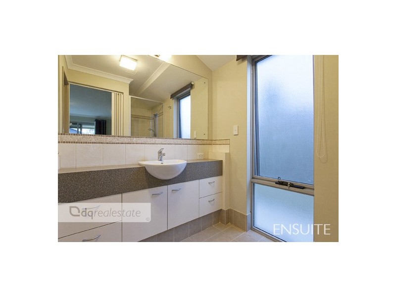 102 Da Vinci Drive, Tapping WA 6065