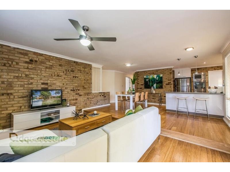 18 Richardson Court, Woodvale WA 6026