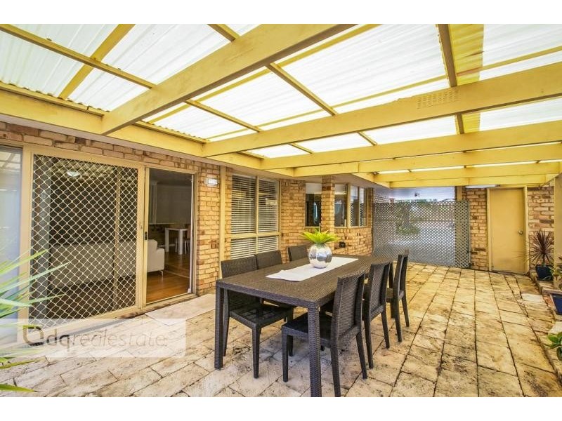 18 Richardson Court, Woodvale WA 6026