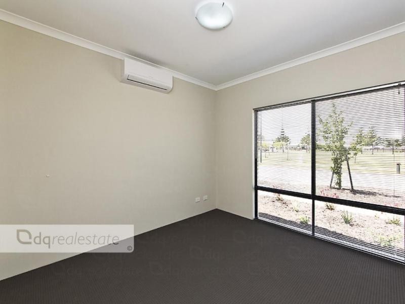 55 Fairbourne Approach, Butler WA 6036