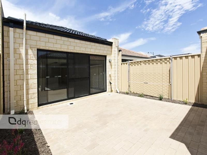 55 Fairbourne Approach, Butler WA 6036