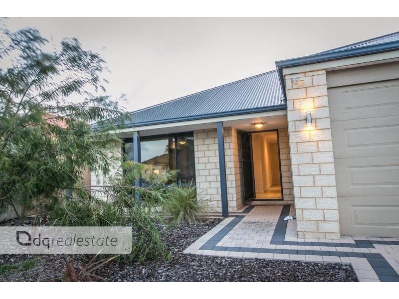 11 Birmingham Way, Darch WA 6065