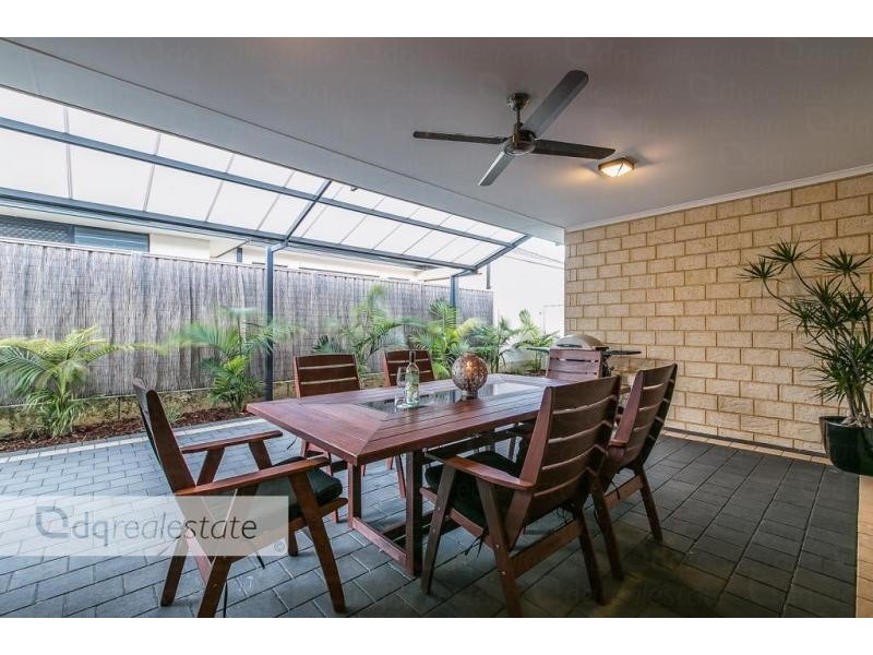 11 Birmingham Way, Darch WA 6065