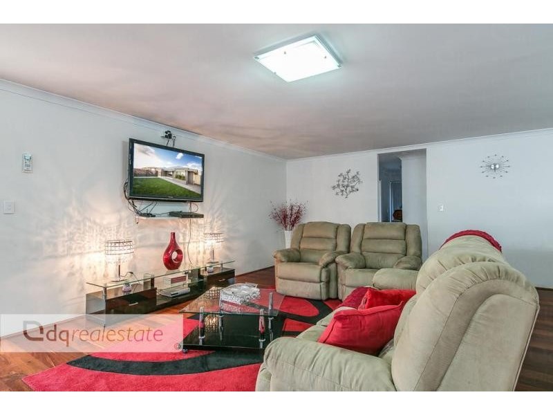 273 Landsdale Road, Landsdale WA 6065