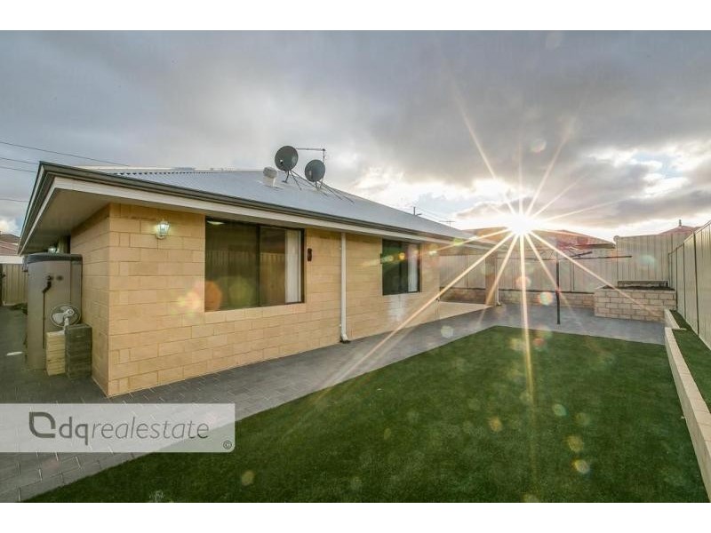 273 Landsdale Road, Landsdale WA 6065