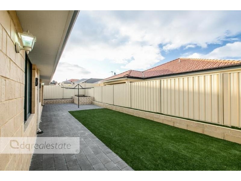 273 Landsdale Road, Landsdale WA 6065