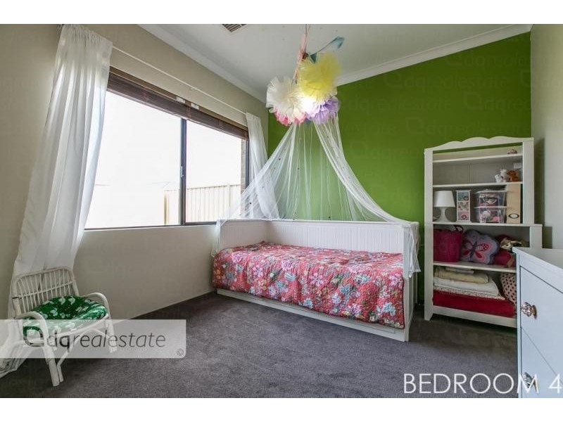 6 Naismith Road, Tapping WA 6065