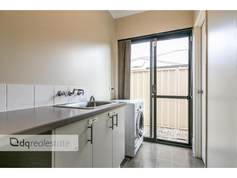 6 Naismith Road, Tapping WA 6065