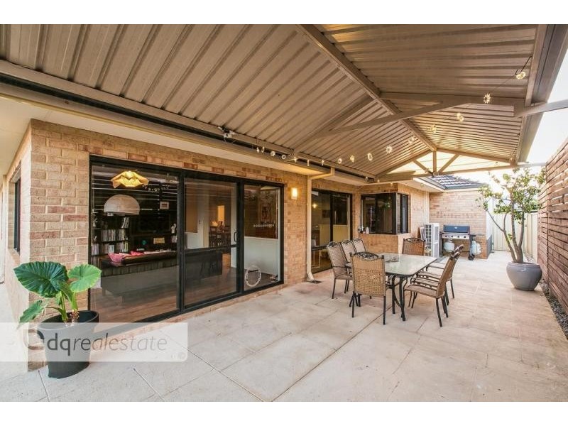 6 Naismith Road, Tapping WA 6065