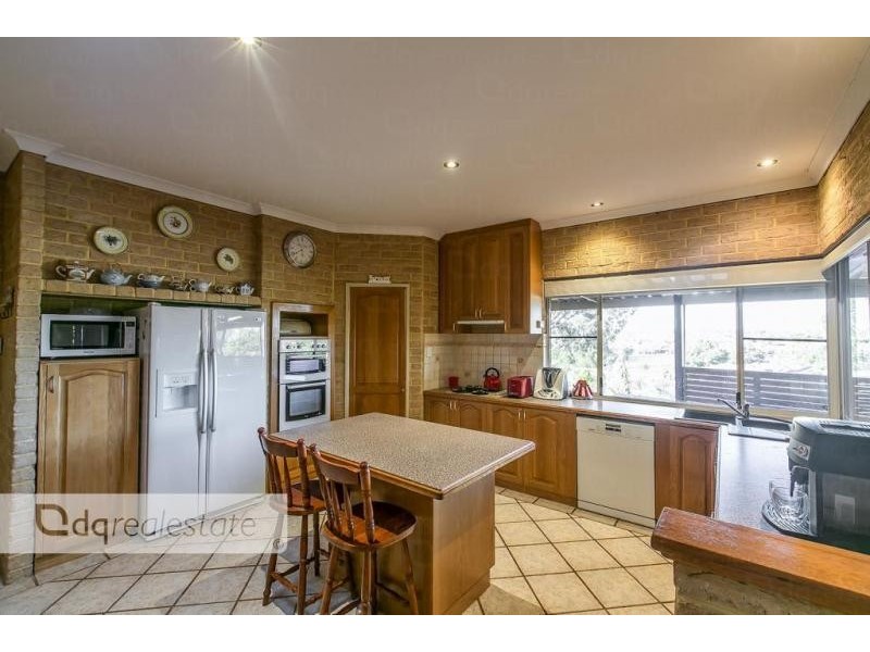 14 Penny Lane, Woodvale WA 6026