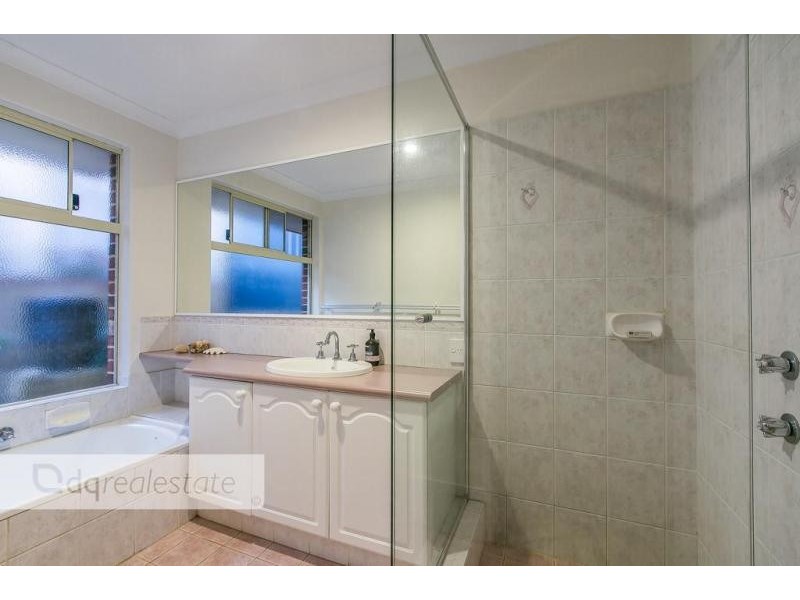 14 Penny Lane, Woodvale WA 6026