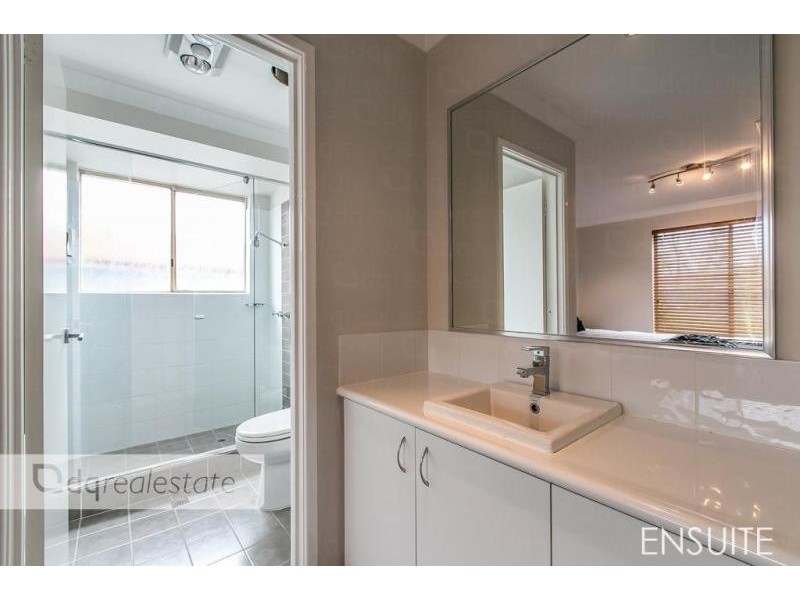 21 Lyell Grove, Woodvale WA 6026