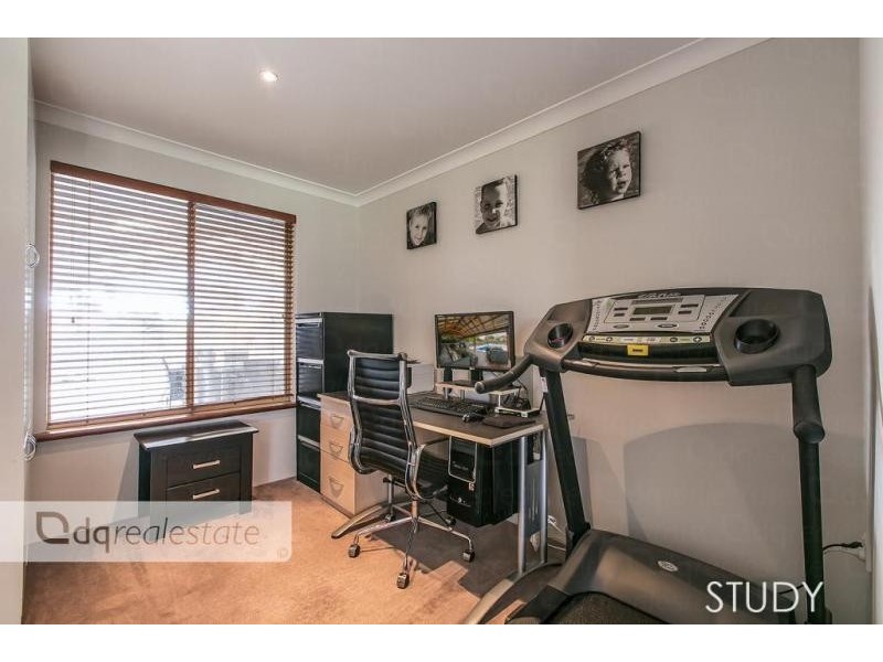 21 Lyell Grove, Woodvale WA 6026