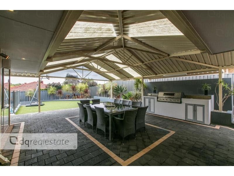 21 Lyell Grove, Woodvale WA 6026