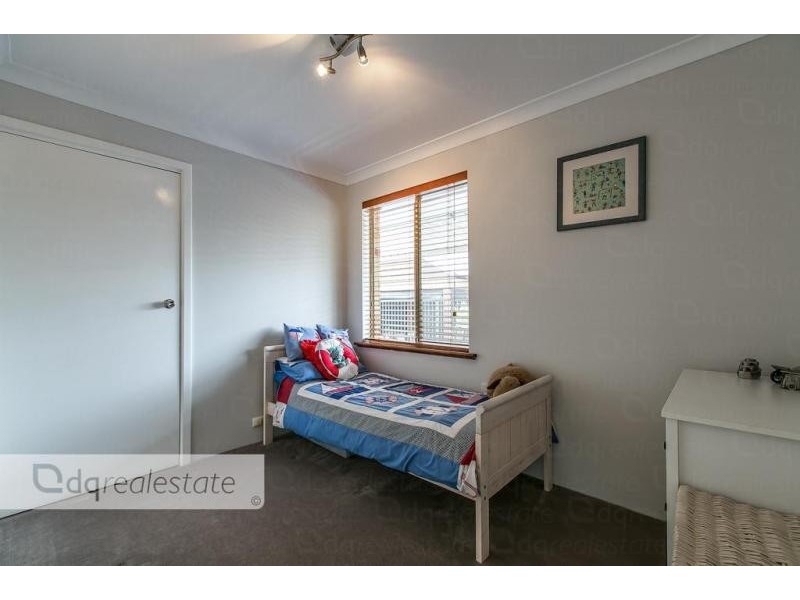 21 Lyell Grove, Woodvale WA 6026