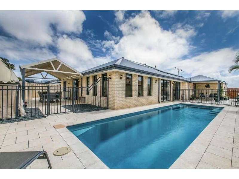 54 Hinchinbrook Avenue, Ridgewood WA 6030