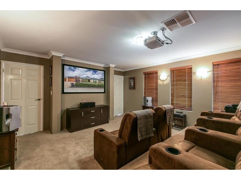 54 Hinchinbrook Avenue, Ridgewood WA 6030