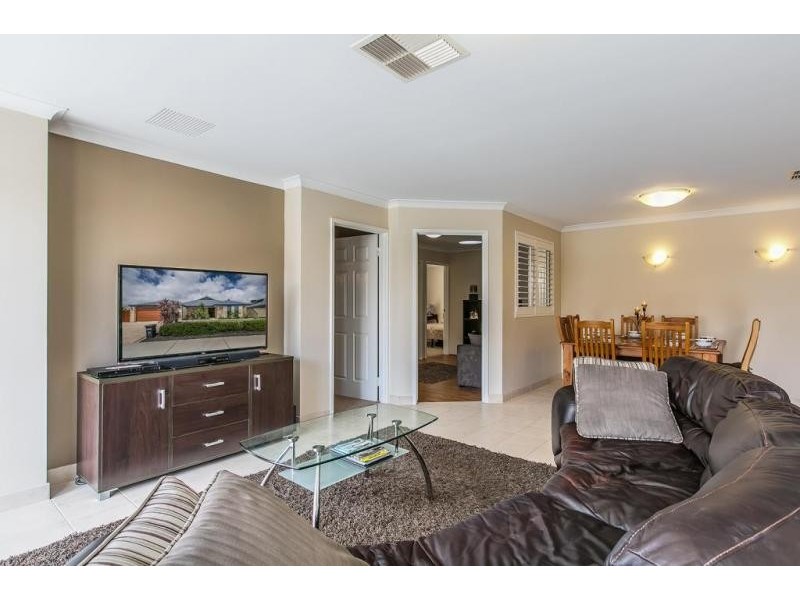 54 Hinchinbrook Avenue, Ridgewood WA 6030