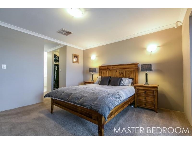 54 Hinchinbrook Avenue, Ridgewood WA 6030