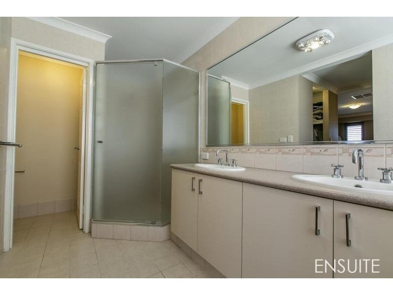 54 Hinchinbrook Avenue, Ridgewood WA 6030