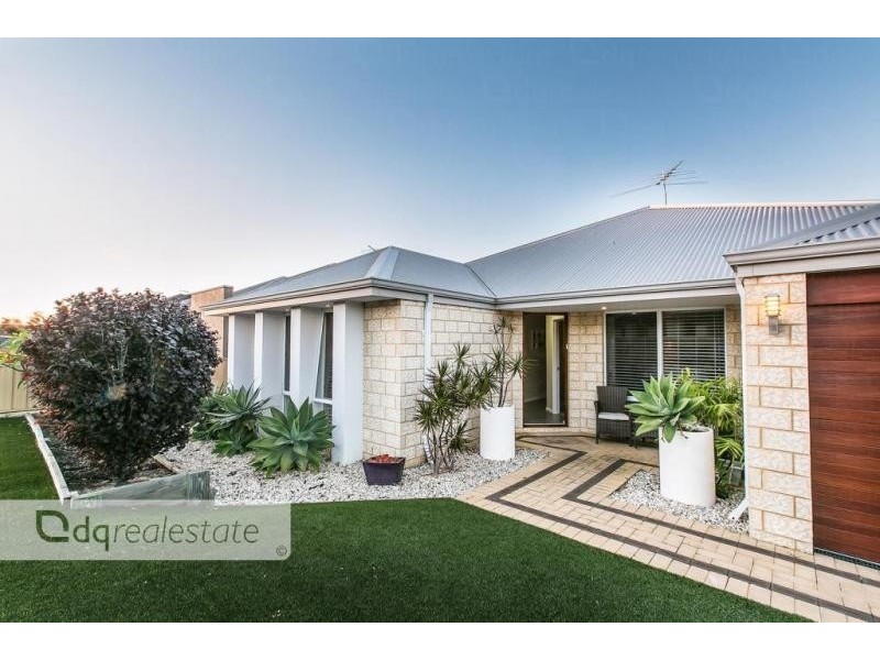 15 Rometta Way, Sinagra WA 6065