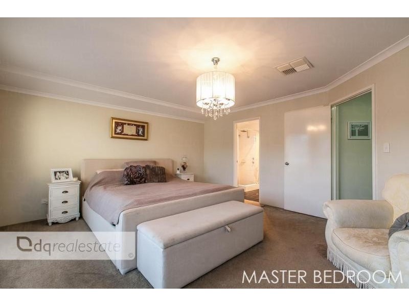 15 Rometta Way, Sinagra WA 6065