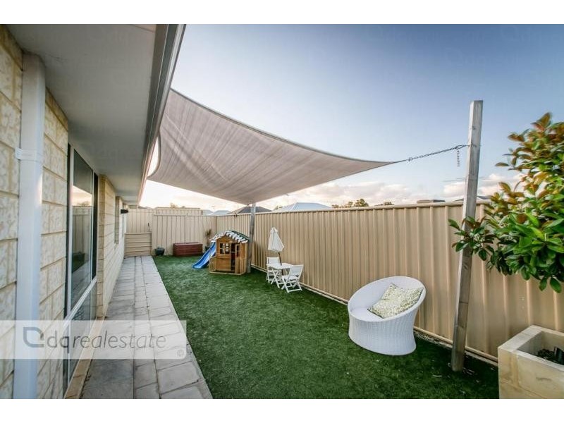 15 Rometta Way, Sinagra WA 6065