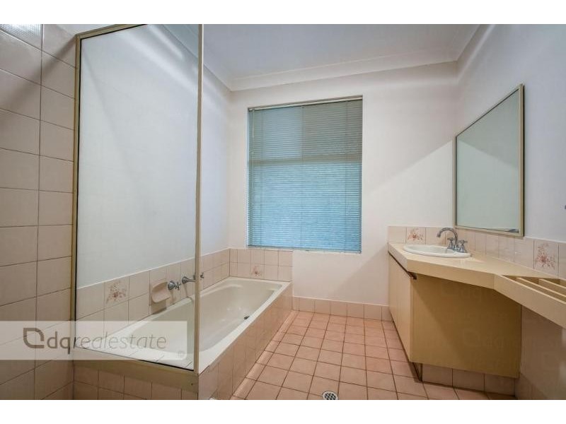 127 Camarino Drive, Woodvale WA 6026