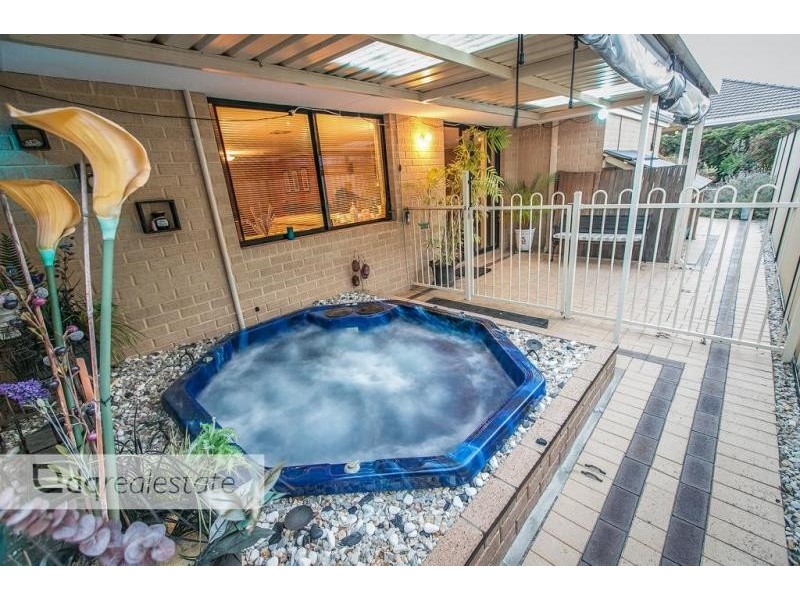 23 Colwyn Loop, Tapping WA 6065