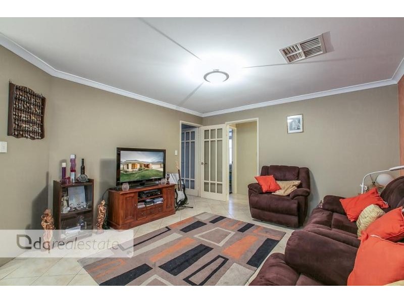 23 Colwyn Loop, Tapping WA 6065