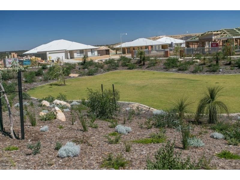 11 Rooney Street, Clarkson WA 6030