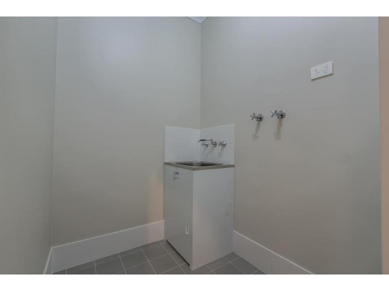 11 Rooney Street, Clarkson WA 6030