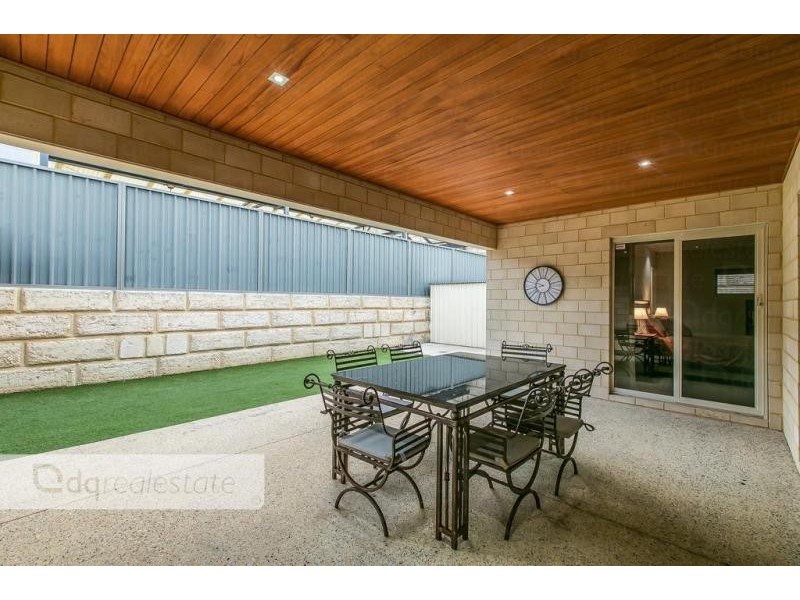 8 Pintaudi Court, Landsdale WA 6065