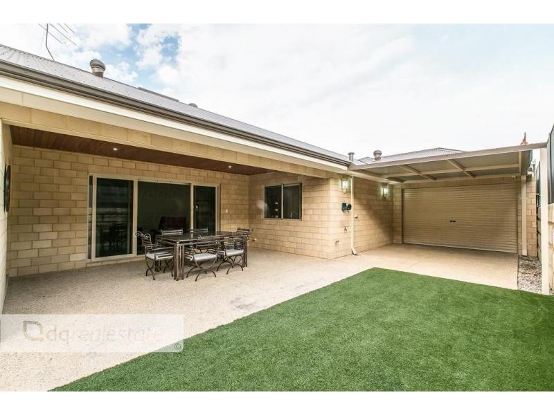 8 Pintaudi Court, Landsdale WA 6065