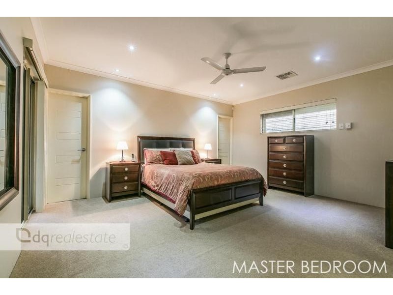 8 Pintaudi Court, Landsdale WA 6065